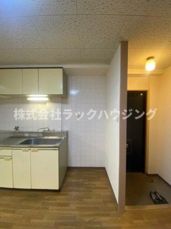 居室(【お部屋さがしはラックハウジングにお問合せ下さいませ♪】)