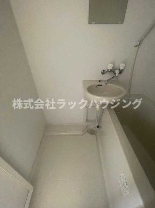 浴室(【お部屋さがしはラックハウジングにお問合せ下さいませ♪】)