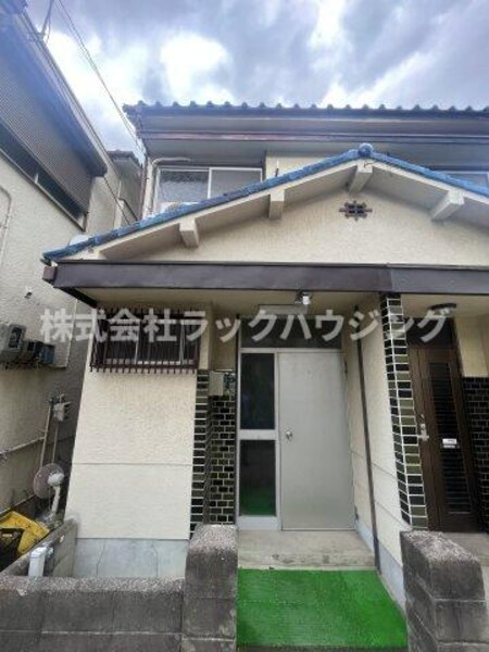 四條畷市岡山テラスハウス左外観写真