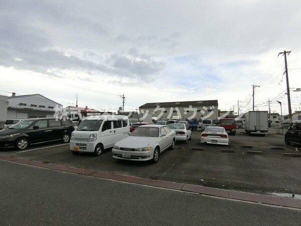 駐車場(敷地外駐車場
☆クレール東江端入居者様募集中☆)