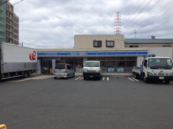 周辺環境(ローソン 門真北岸和田二丁目店 374m)