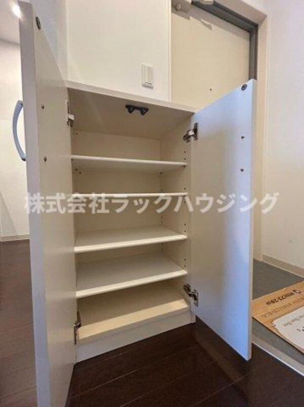 収納(【お部屋さがしはラックハウジングにお問合せ下さいませ♪】)