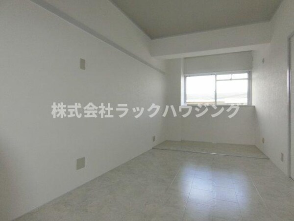 洋室(【お部屋さがしはラックハウジングにお問合せ下さいませ♪】)