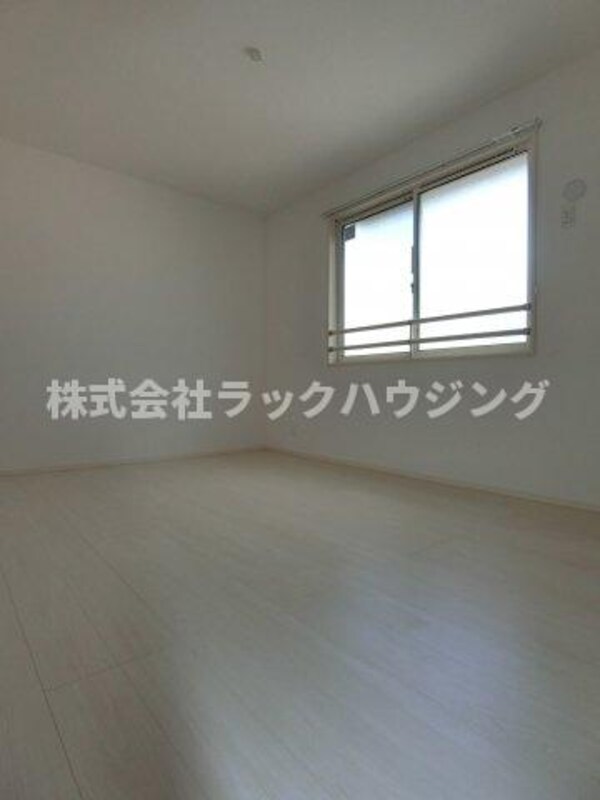 洋室(【お部屋さがしはラックハウジングにお問合せ下さいませ♪】)