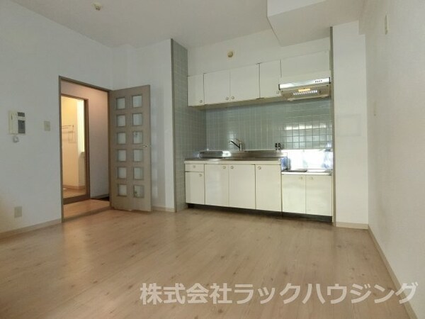 居室(【お部屋さがしはラックハウジングにお問合せ下さいませ♪】)