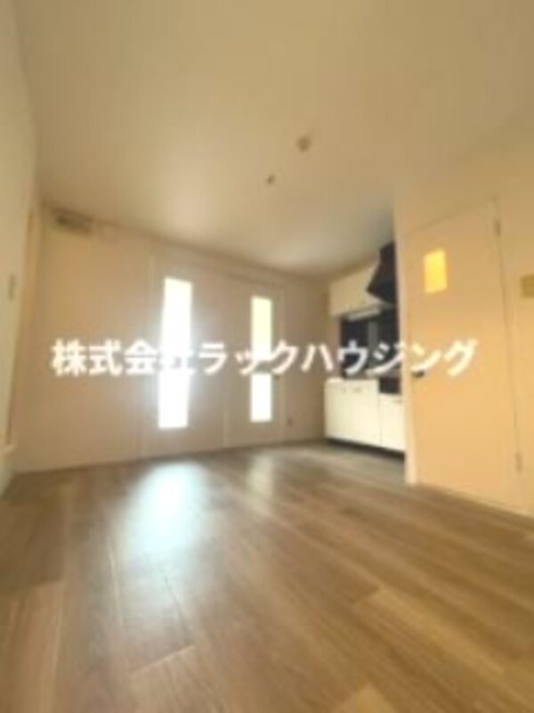 居室(【お部屋さがしはラックハウジングにお問合せ下さいませ♪】
現)