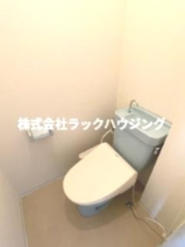 トイレ(【お部屋さがしはラックハウジングにお問合せ下さいませ♪】
現)
