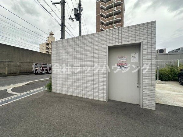 建物設備(ゴミ捨て場
【お部屋さがしはラックハウジングにお問合せ下さい)