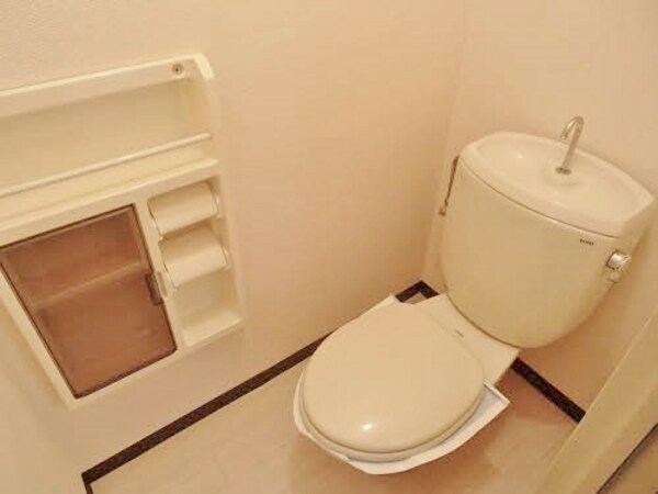 トイレ(【O・BハイツC】有限会社ナガイエステート)