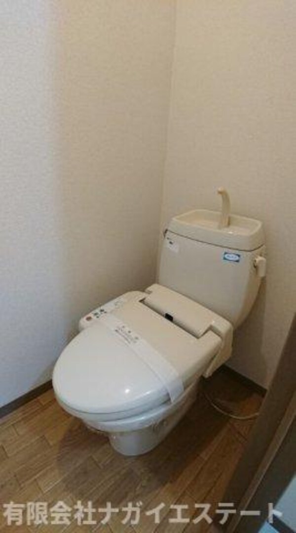 トイレ(【プレミールコートA】
有限会社ナガイエステート)