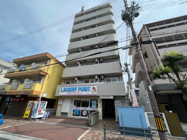 グランピア関目