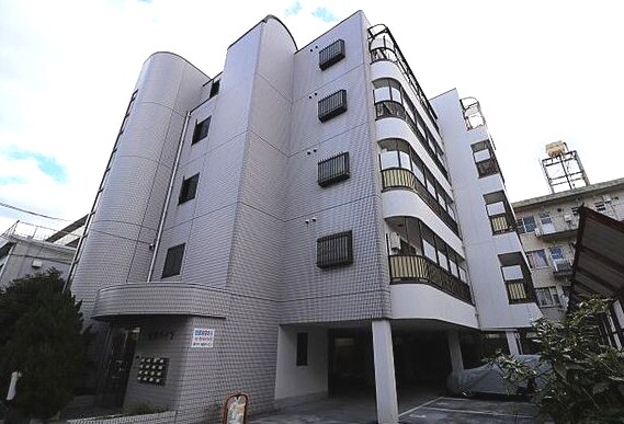 宏栄ハイツの物件外観写真