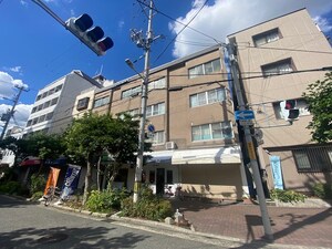 栄コーポ外観写真
