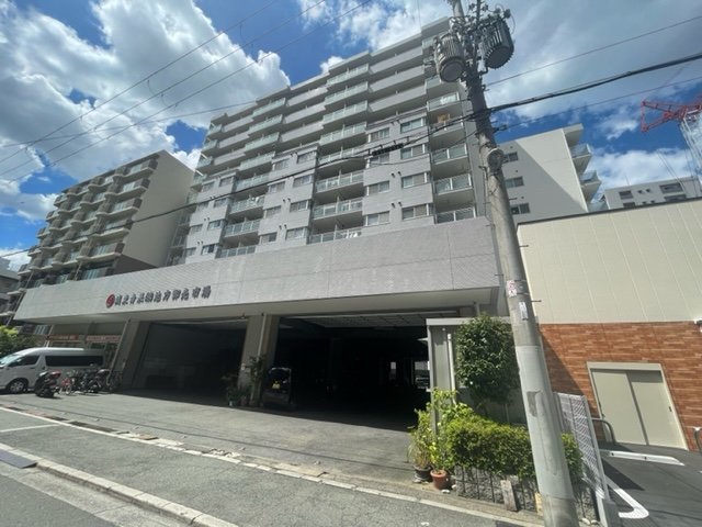 グランピア中央