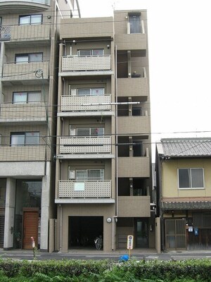 プランドルアミ下鴨外観写真