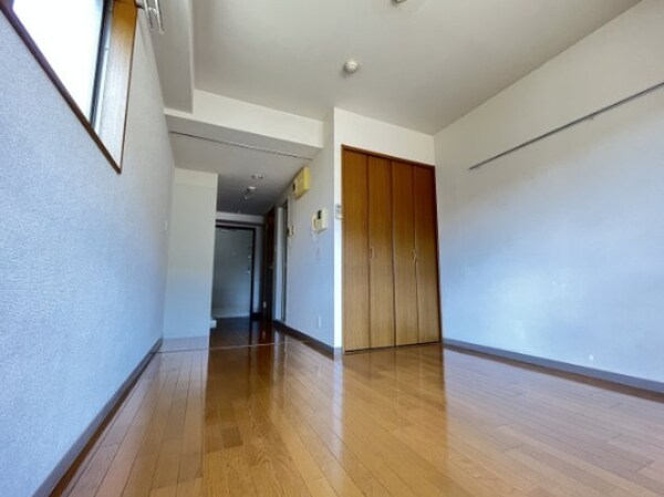 居室(※別部屋参考写真※)