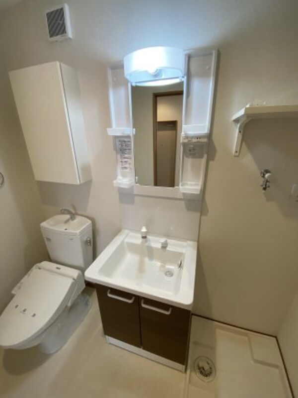 独立洗面台(別部屋写真参考)