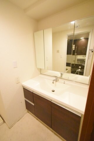 物件内観写真13　(※別部屋参考画像です。)