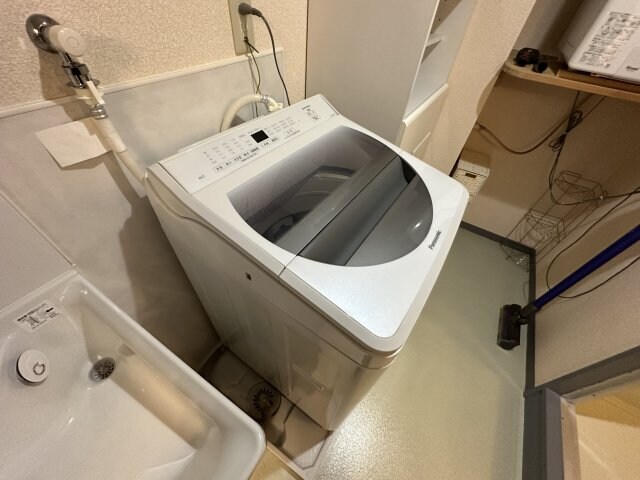 物件内観写真14　(※家具家電付き　洗濯機（パナソニック8キロ）)