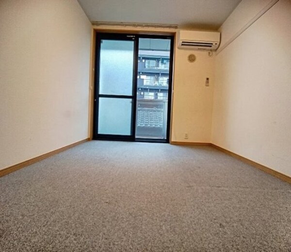 居室(同施工会社、参考写真)