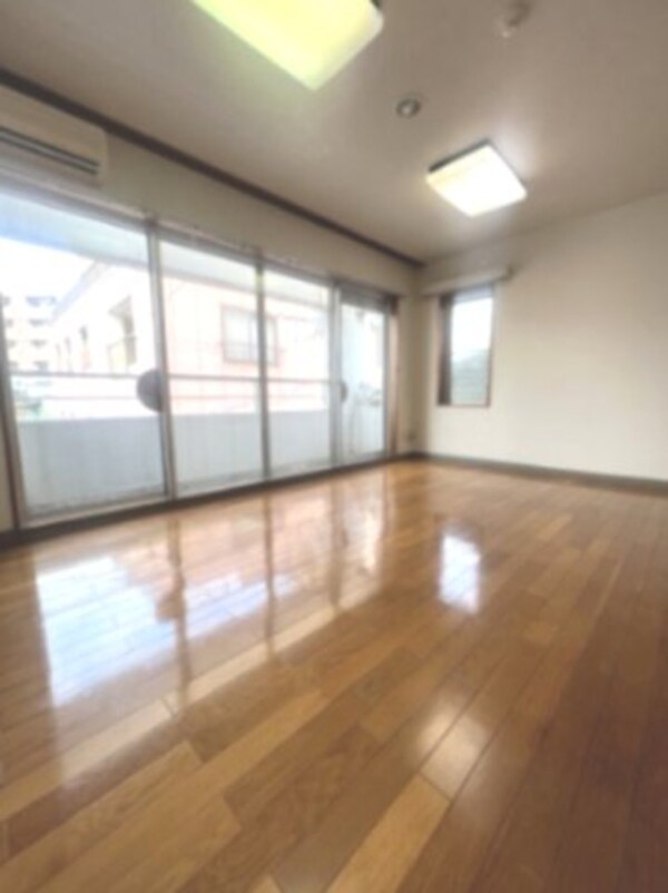 居室(※他の室内写真です)