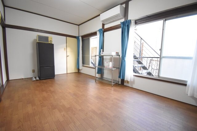 物件内観写真6　(※リフォーム前の写真になります)