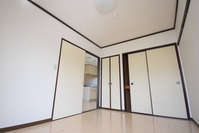 物件内観写真8　(※別部屋参考画像です。)