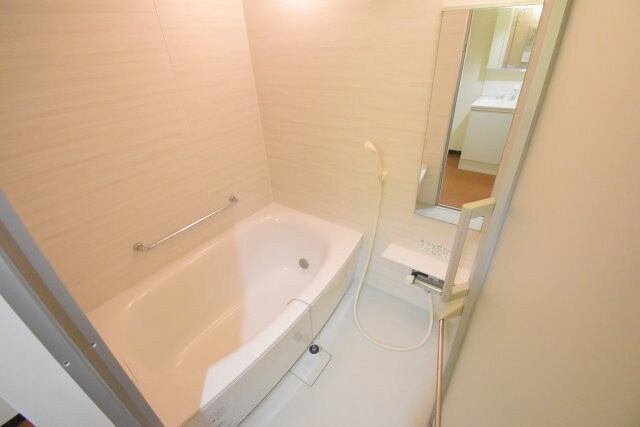 物件内観写真5　(※別部屋参考画像です。)