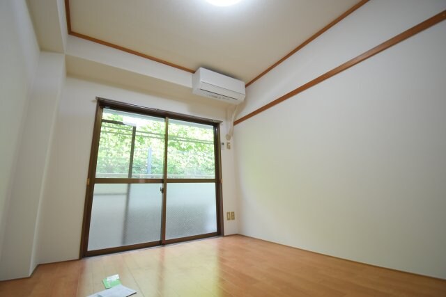 物件内観写真5　(別号室参考写真)