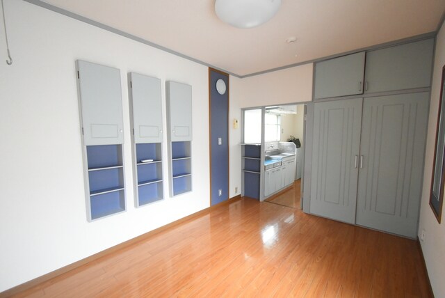 物件内観写真3　(別室写真)