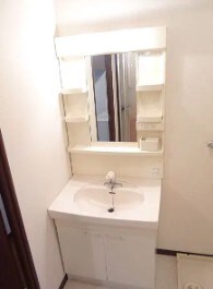 物件内観写真11　(※別室参考写真)