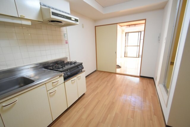 物件内観写真4　(別部屋参考写真)