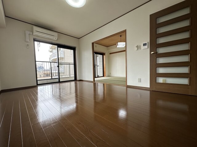 物件内観写真8　(※別室参考写真)