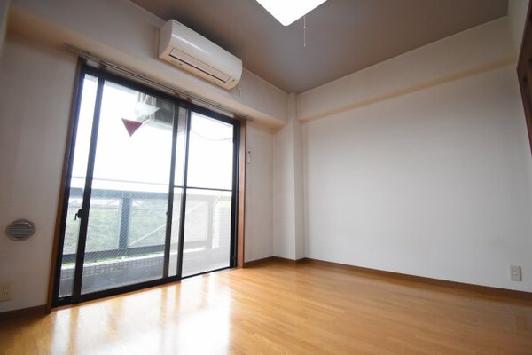 居室(※他の室内写真になります)