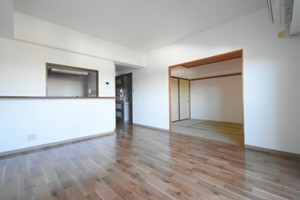 居室(※他の室内写真になります)