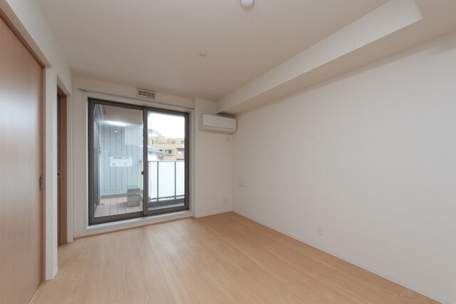 物件内観写真3　(※写真は同タイプ住戸です。)