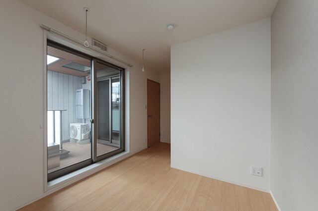 物件内観写真4　(※写真は同タイプ住戸です。)