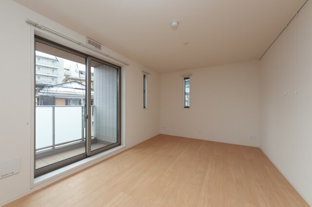 物件内観写真3　(※写真は同タイプ住戸です。)