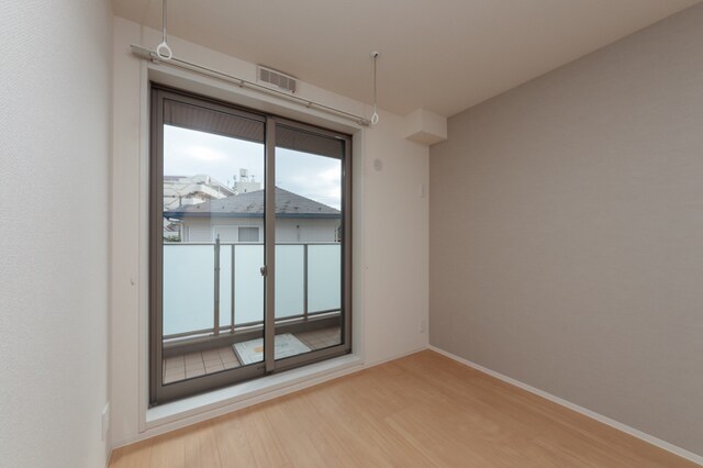 物件内観写真5　(※写真は同タイプ住戸です。)