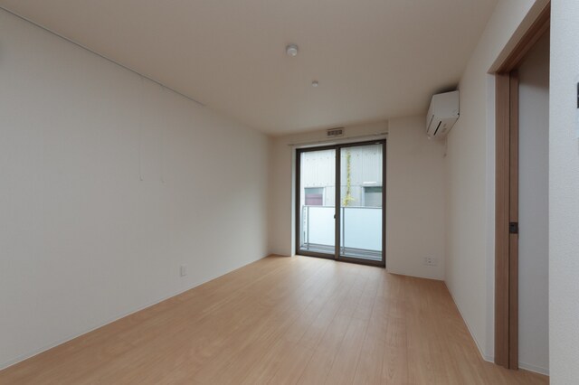 物件内観写真3　(※写真は同タイプ住戸です。)