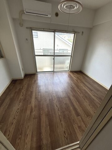 物件内観写真22　(※別部屋参考画像です。)