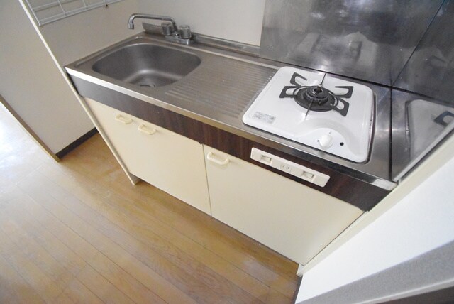 物件内観写真4　(※別室参考写真)