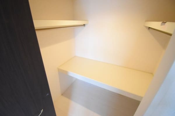 収納(別部屋参考写真(クリーニング前))