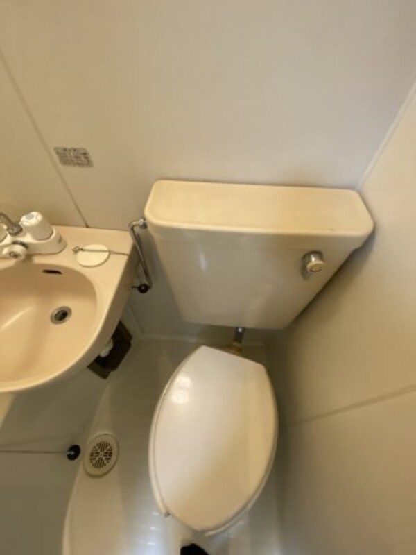 トイレ(別部屋参考写真)