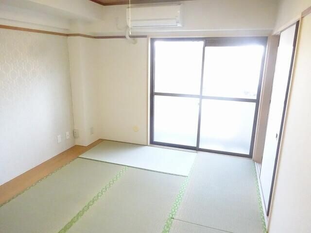 物件内観写真3　(同仕様写真)