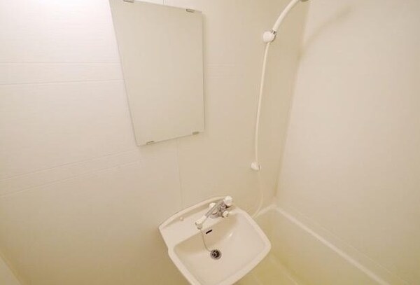 洗面・脱衣所(同仕様写真)