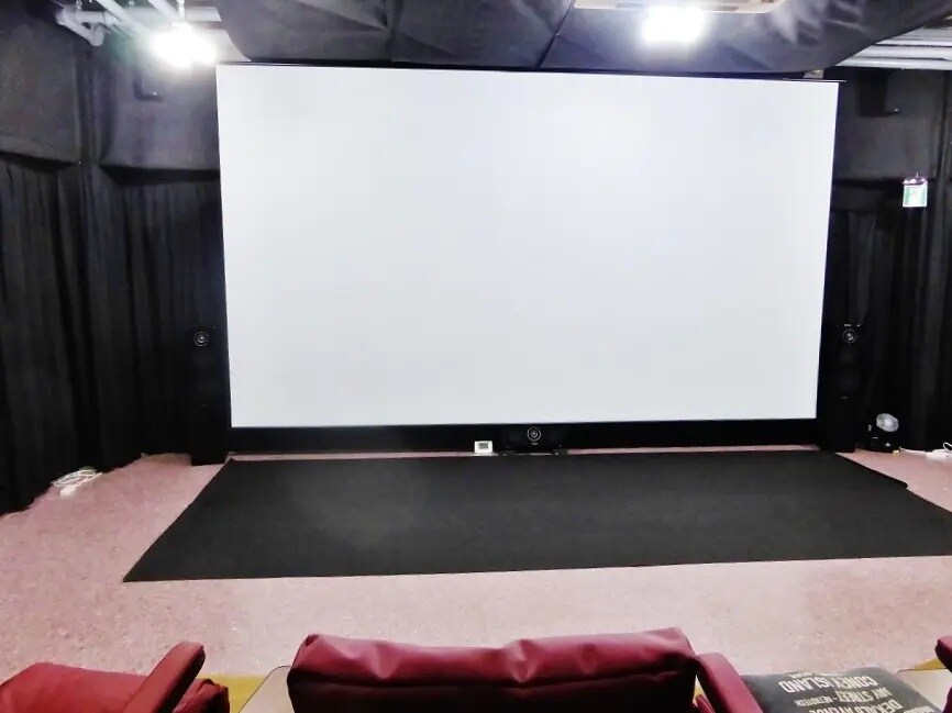 物件内観写真13　(この賃料で！　高級タワマンをも凌駕　貸切２００インチシアター)