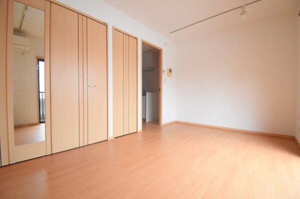 居室(※他部屋のお写真です※)