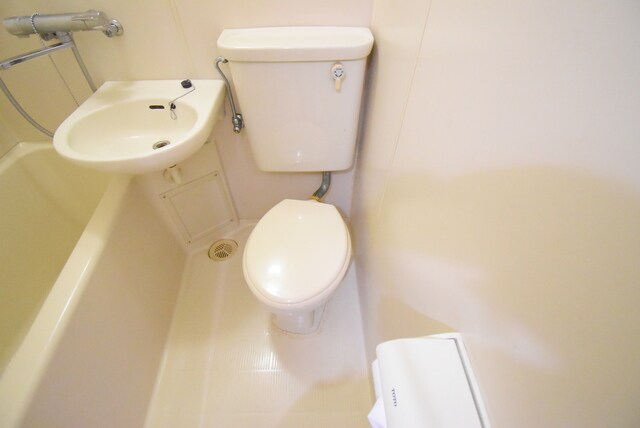 物件内観写真6　(同仕様写真)