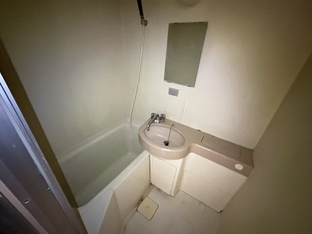 物件内観写真6　(※リフォーム前)